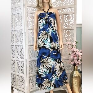 Kiwi Blue and White Floral Maxi Dress